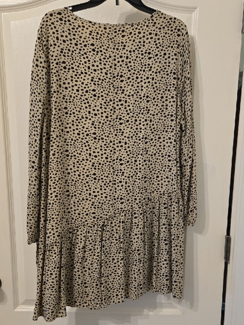 Kori Beige Tiered Long Sleeve Mini Dress with Black Spot Print Size L - Picture 3 of 10